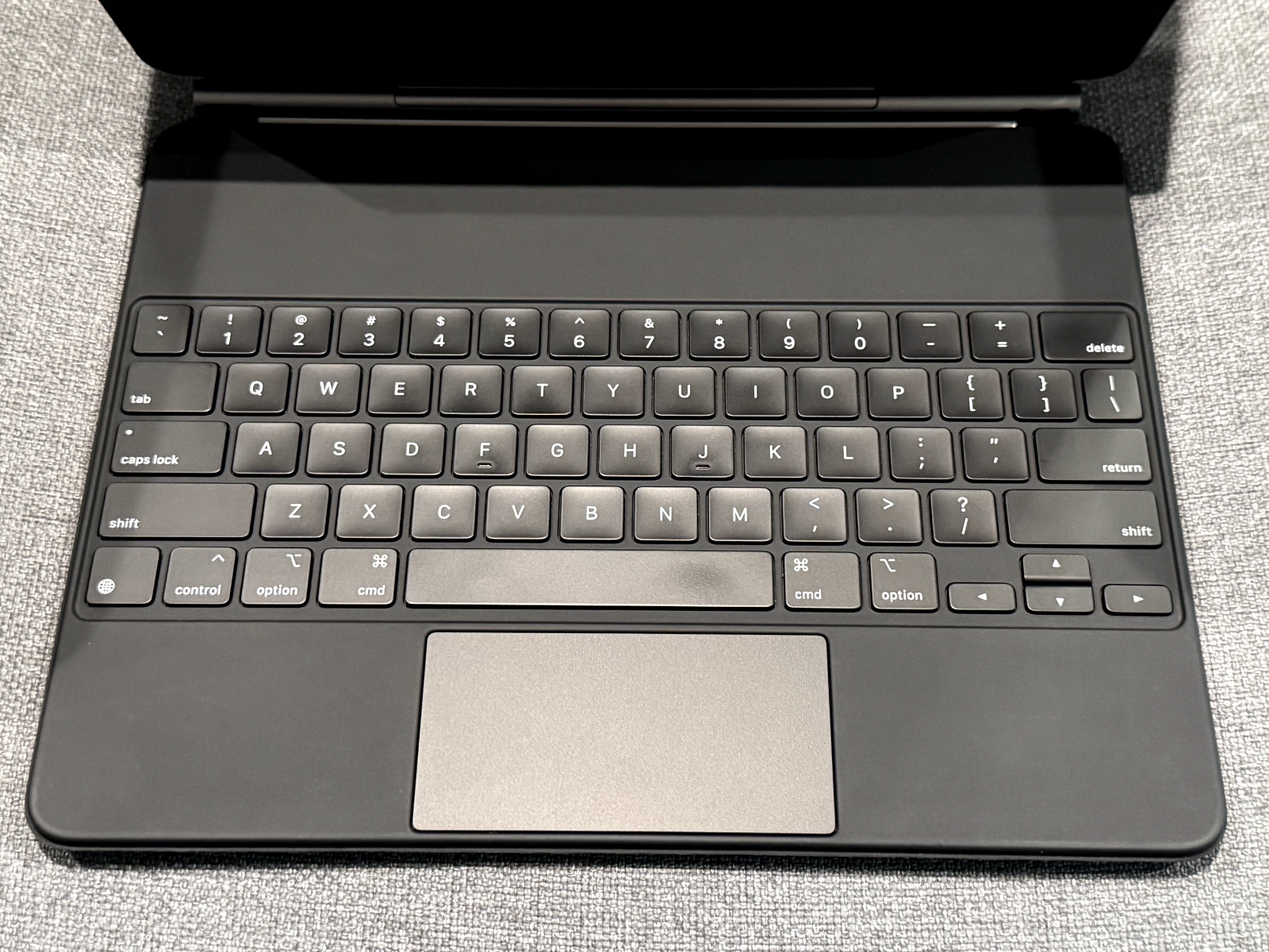 Amazon.com: Apple Magic Keyboard for 12.9-inch iPad Pro (4th