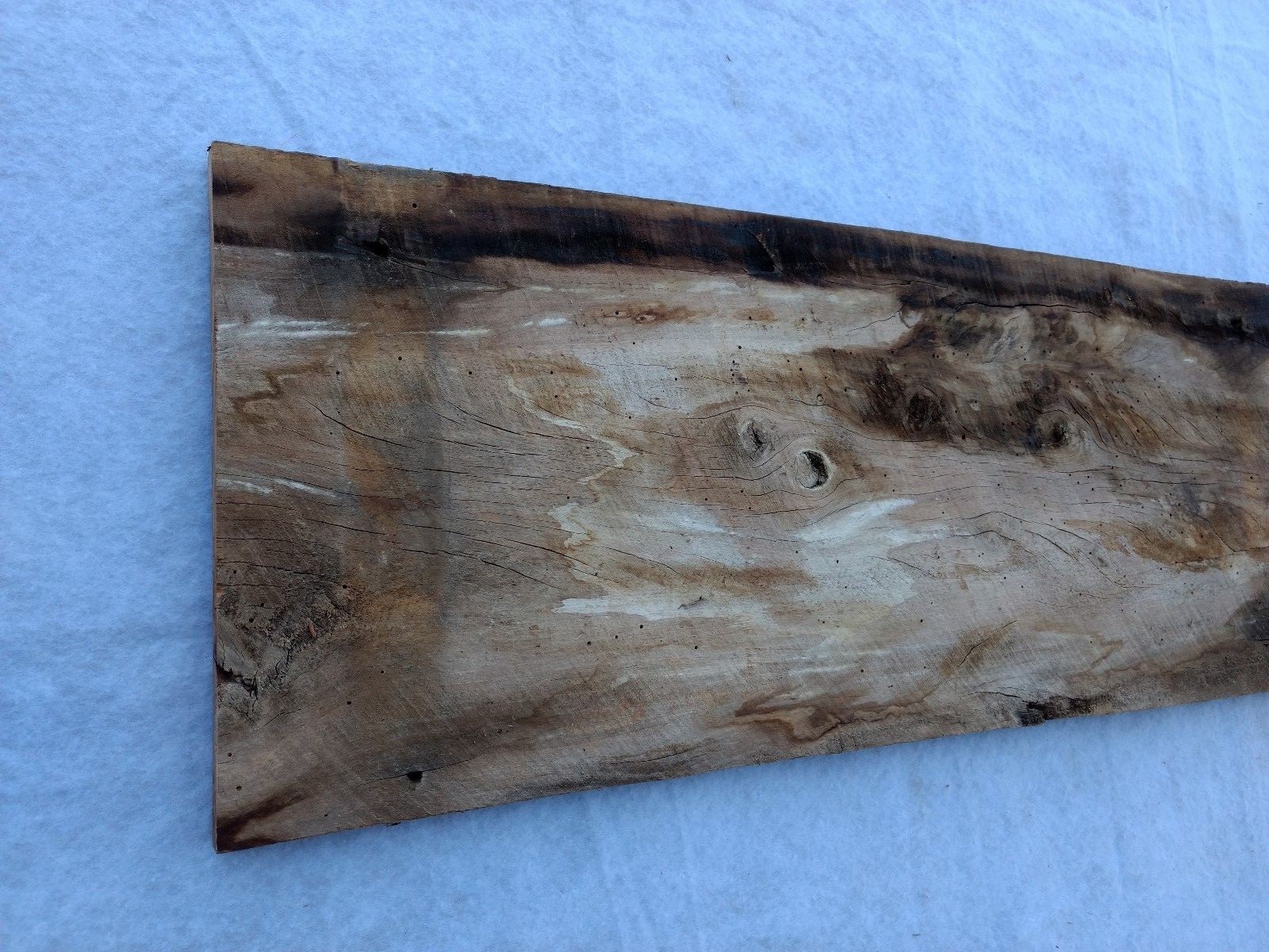 Reclaimed barn wood plank, old reclaimed weather aged 1x12 reclaimed lumber