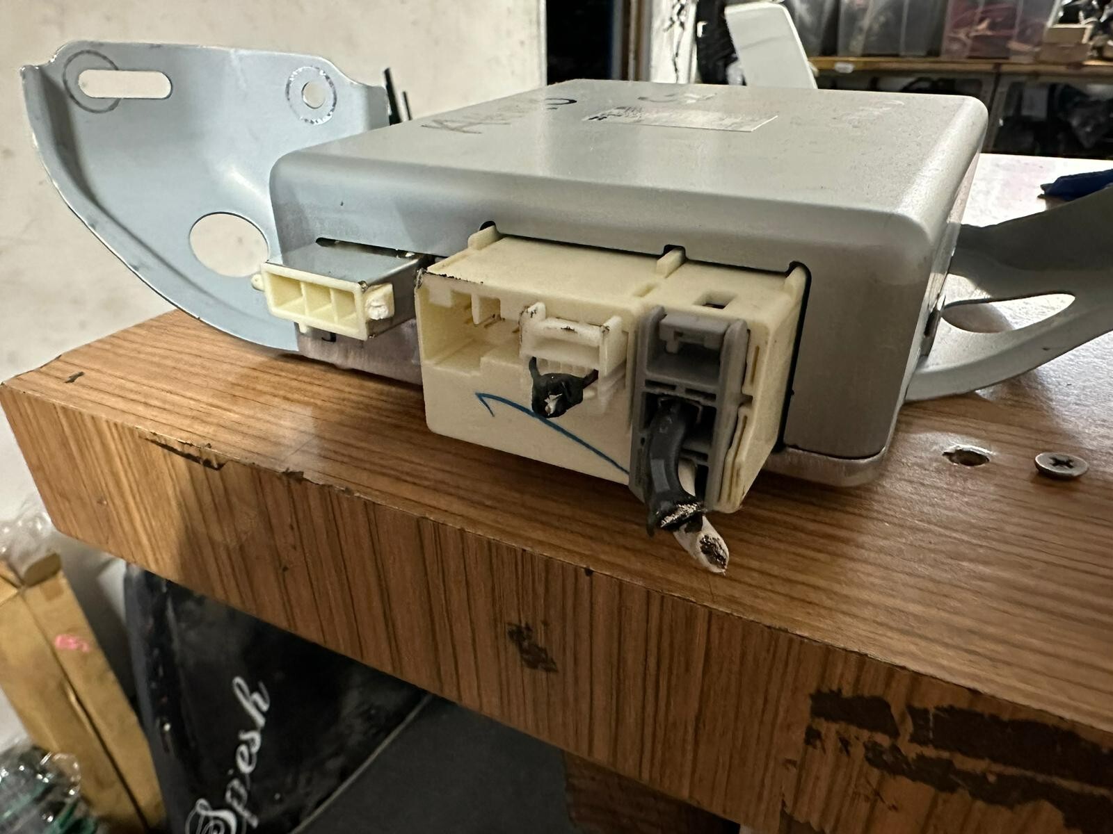 toyota estima acr50/gr50/ahr20 power steering module ecu - thumbnail 4