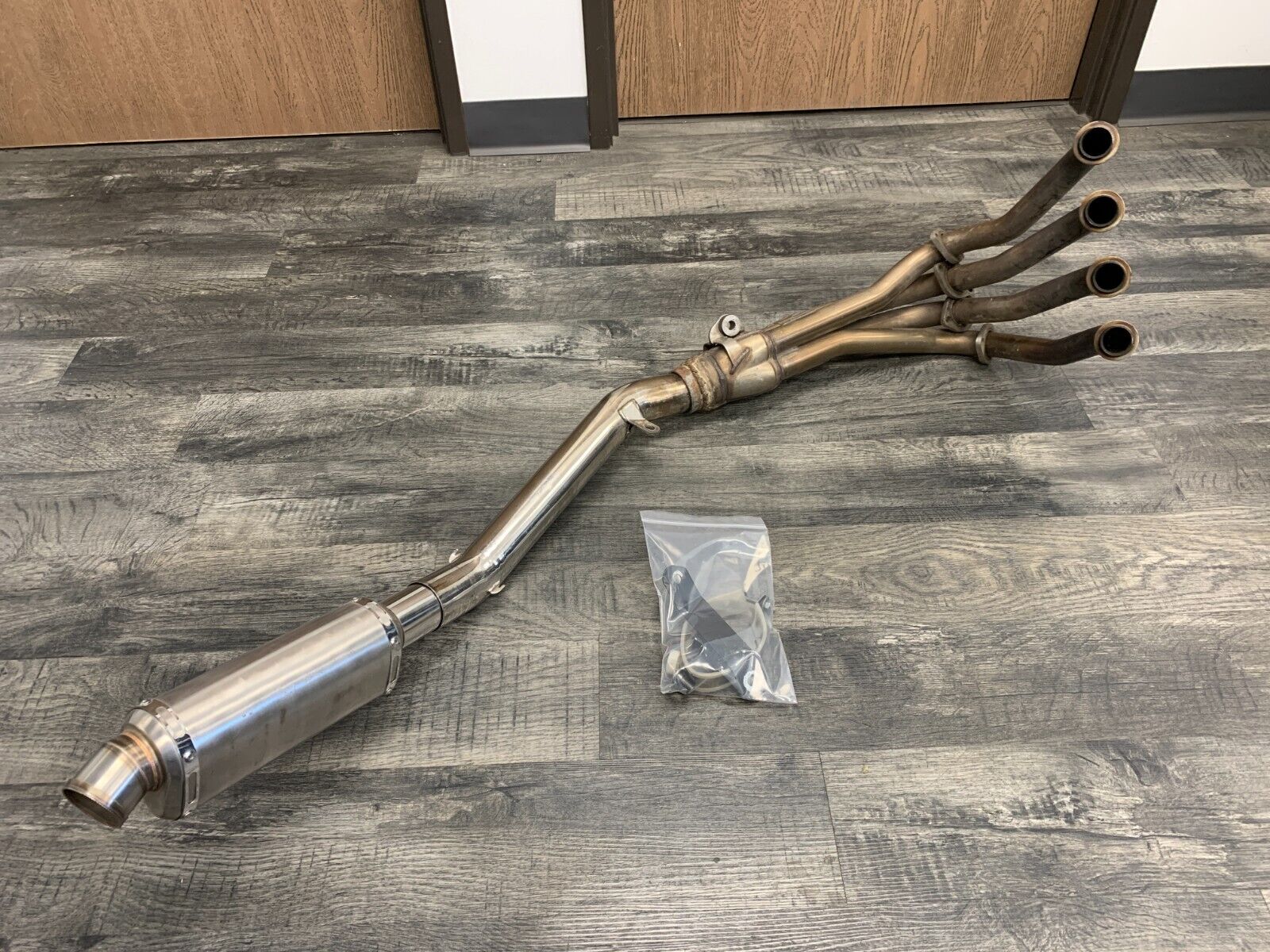Kawasaki 00-02 ZX6R ZX6J Ninja 05-07 ZZR600 Muffler Exhaust Pipe AFTERMARKET #1A Kawasaki 00-02 ZX6R ZX6J Ninja 05-07 ZZR600 Muffler Exhaust Pipe AFTERMARKET #1A