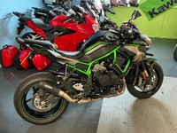 Kawasaki ZR h2
