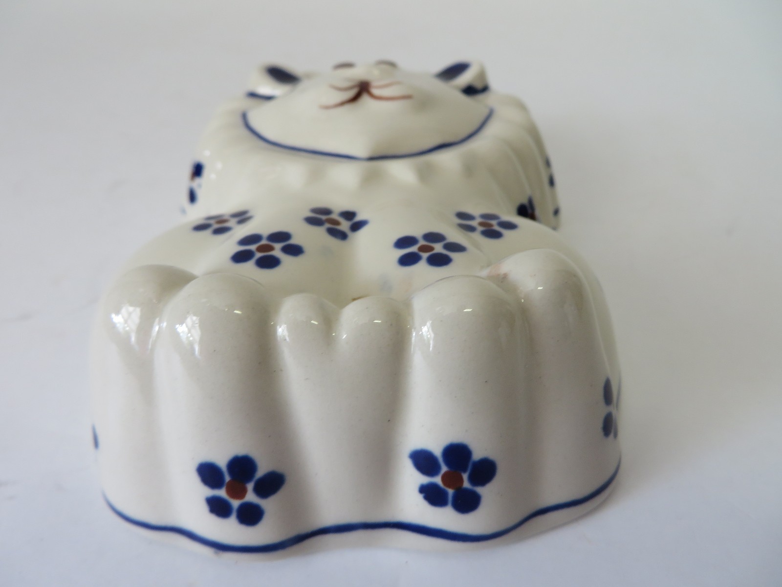 Vintage Boleslawiec Pottery Lion 4J Blue White Brown 6.25