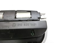 Mercedes CL203 C220 04-08 Innenleuchte Innenraumleuchte Mercedes CL203 C220 04-08 04.07.2006 A2108201401 2108201401... Vorschau 5