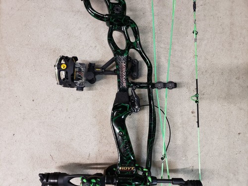 HOYT - CARBON SPYDER CUSTOM - HYDRO-DIPPED COMPOUND BOW ARCHERY HUNTING GEAR