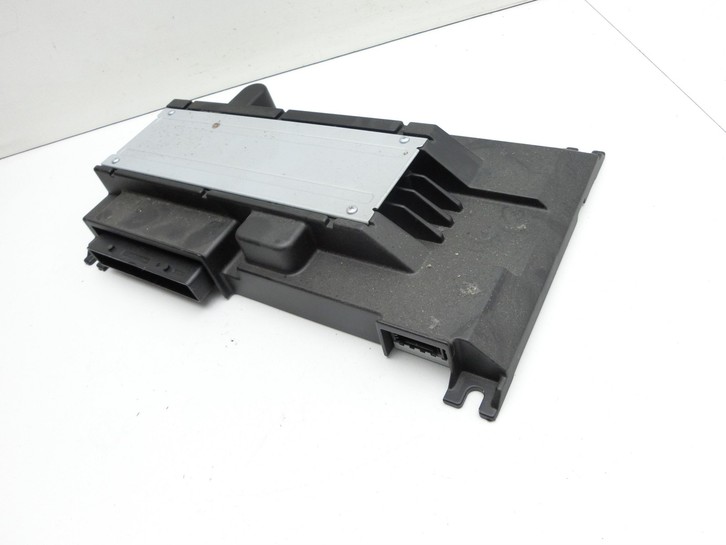 VW Passat 3G 14-19 Verstärker Endstufe für MIB Dynaudio AMP GEN2 VW Passat 3G 14-19 11.04.2016 3Q0035465 3Q0035466C... Bild 3