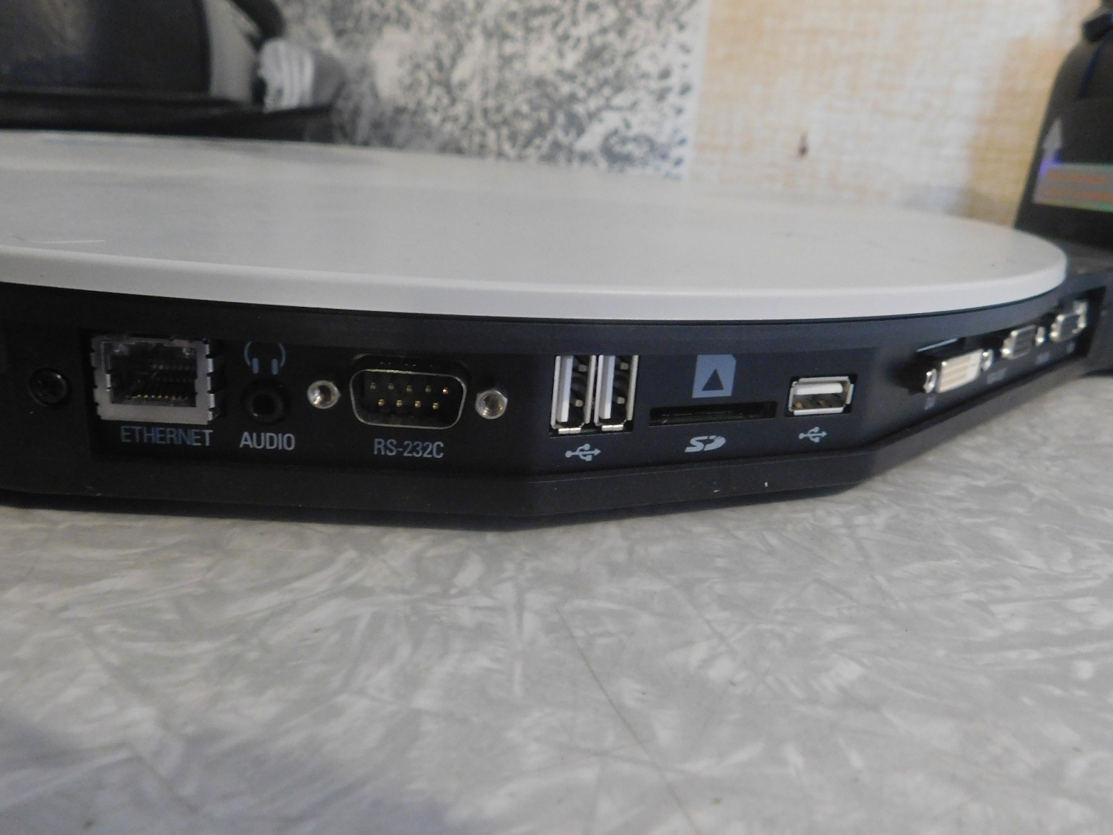 SAMSUNG UF-130 SAMSUNG DIGITAL PRESENTER W/CASE