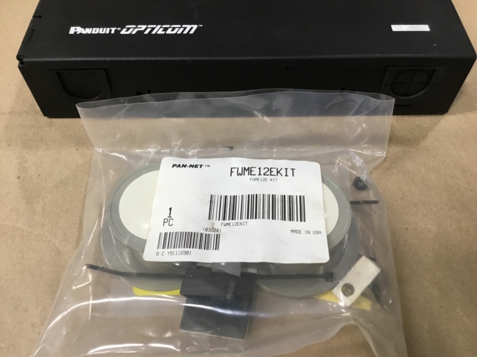 Panduit Opticom FWME12ESTBL Fiber Optic Enclosure Panel 12 Port #54B54PR3RM