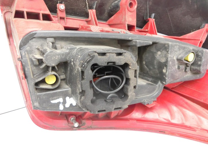 Peugeot 308 I T7 07-11 Kombi Rückleuchte Rücklicht Heckleuchte Links orig Peugeot 308 I T7 07-11 30.09.2008 2595G... Vorschau 8