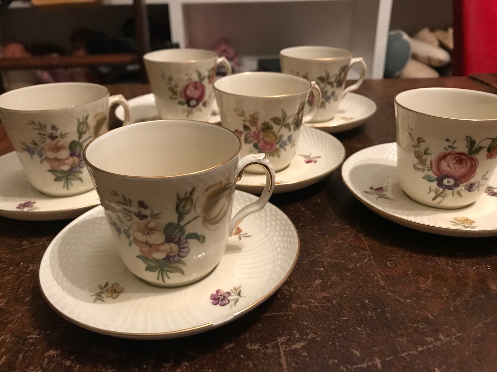 Set of 6 Vintage Royal Copenhagen 910 1546 Demitasse Cup & Saucer Sets