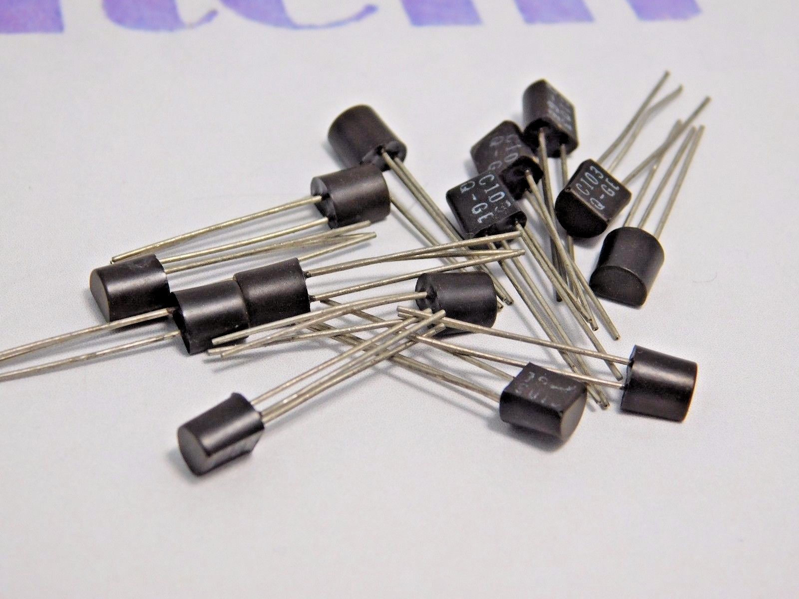2SC103 / C103 / TRANSISTOR / TO92 / 14 PIECES (qzty) | eBay 2SC103 / C103 / TRANSISTOR / TO92 / 14 PIECES (qzty) | eBay