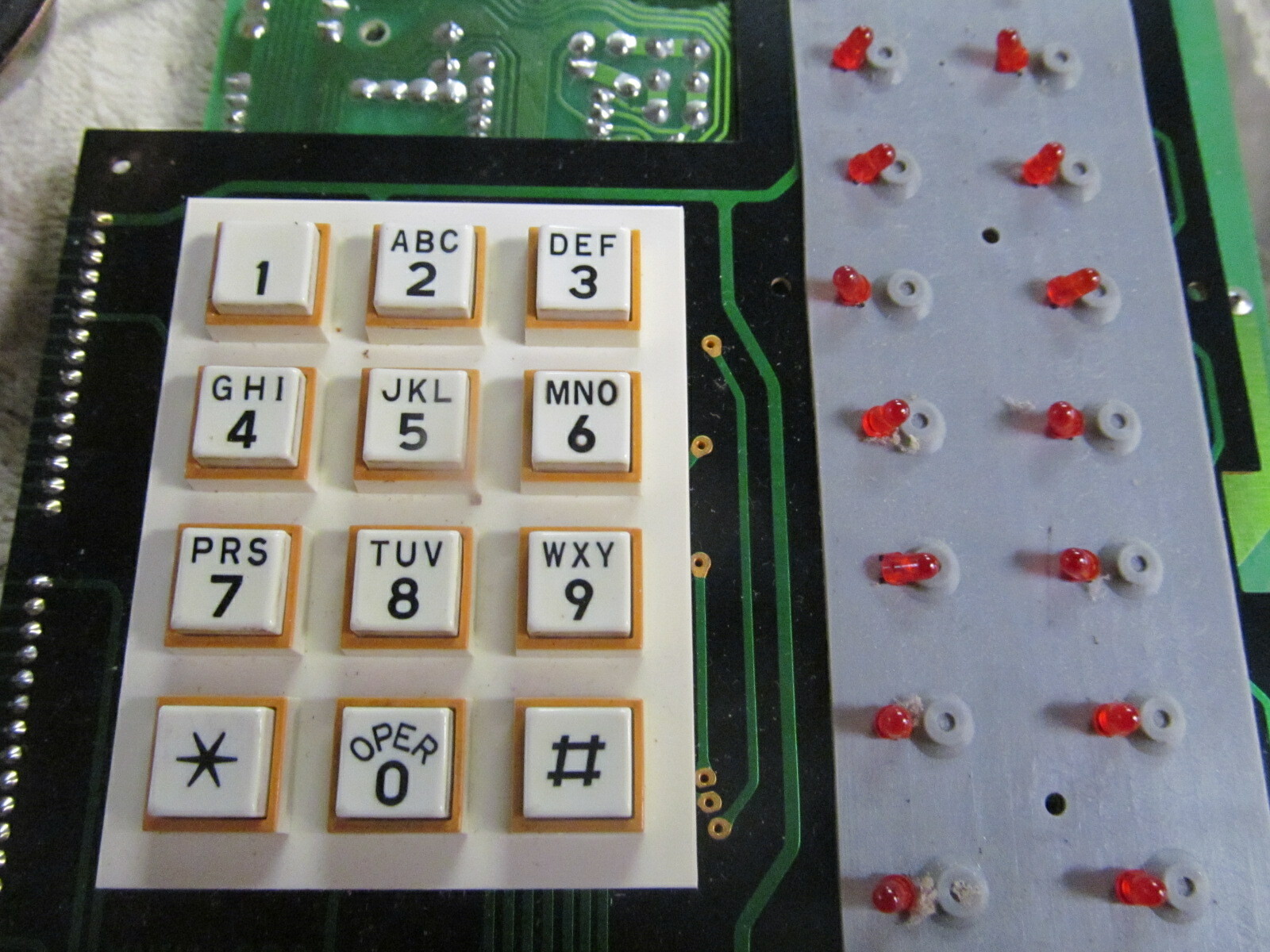 (2) NOS CIRCUIT BOARDS FOR PUSH-BUTTON MULTIPLE LINE BUSINESS TELEPHONE