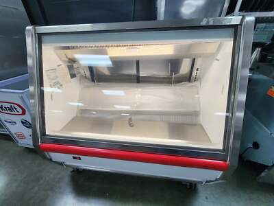 Hussmann NAV-4 - High Volume Service Deli Merchandiser, Curved Glass