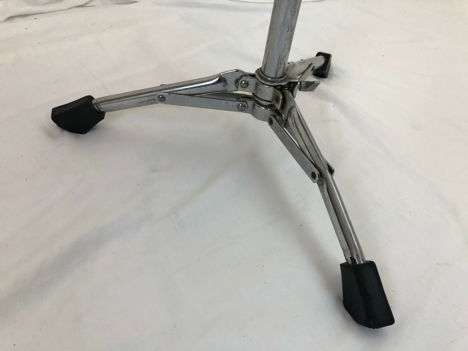 Tubular Drum Throne Vintage possibly or similar to Ludwig