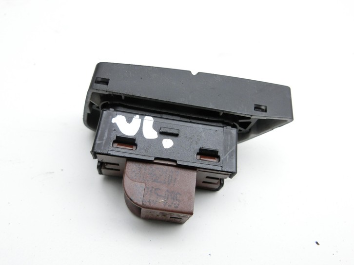 Audi A1 8X 15-18 5T Zentralverriegelung schalter Schalter Links Vorne Audi A1 8X 15-18 23.02.2016 8X1962107 gebraucht Vorschau 3