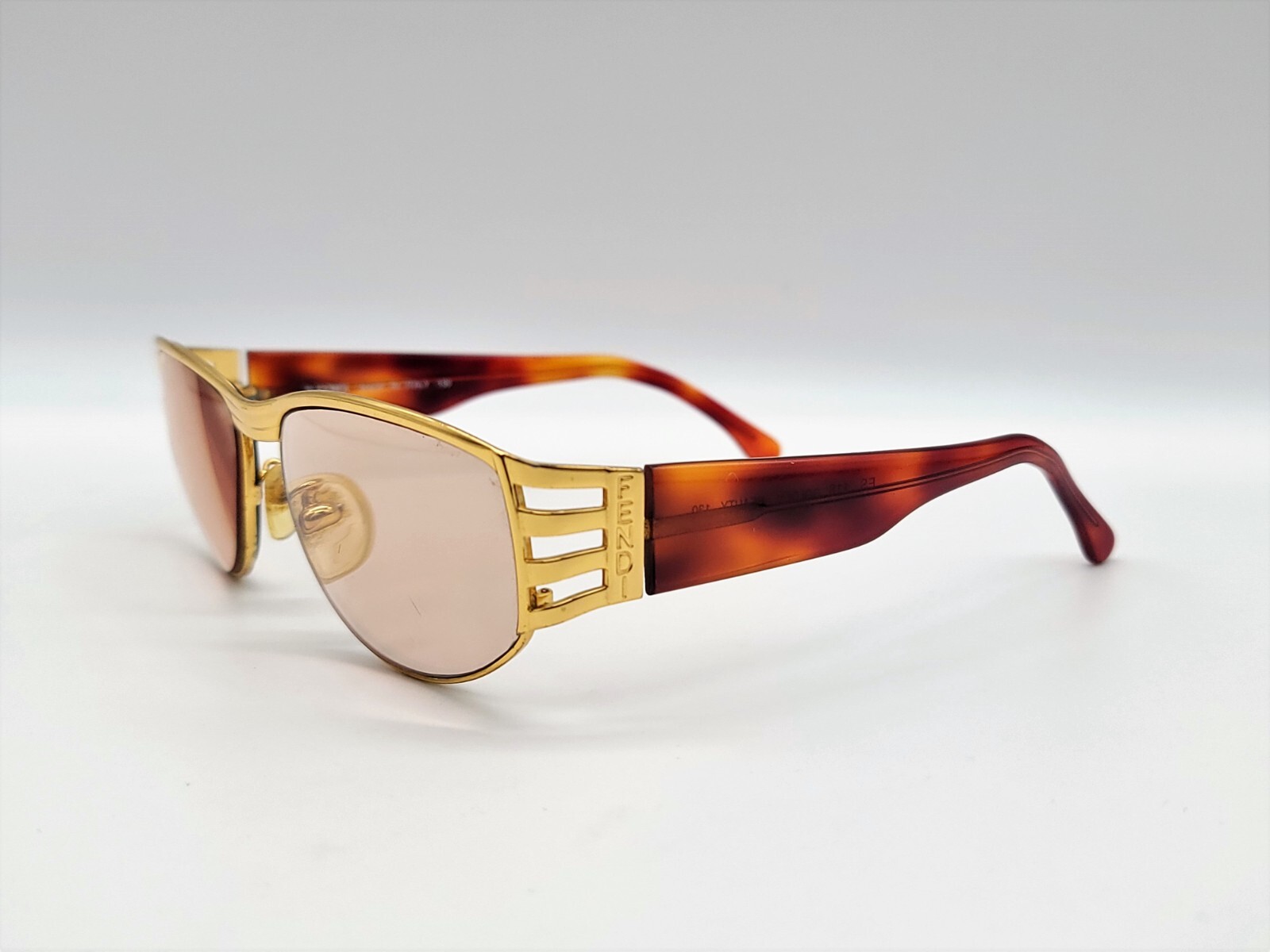 フェンディ サングラス 楽天市場】FENDI フェンディ サングラス アイウェア キャット