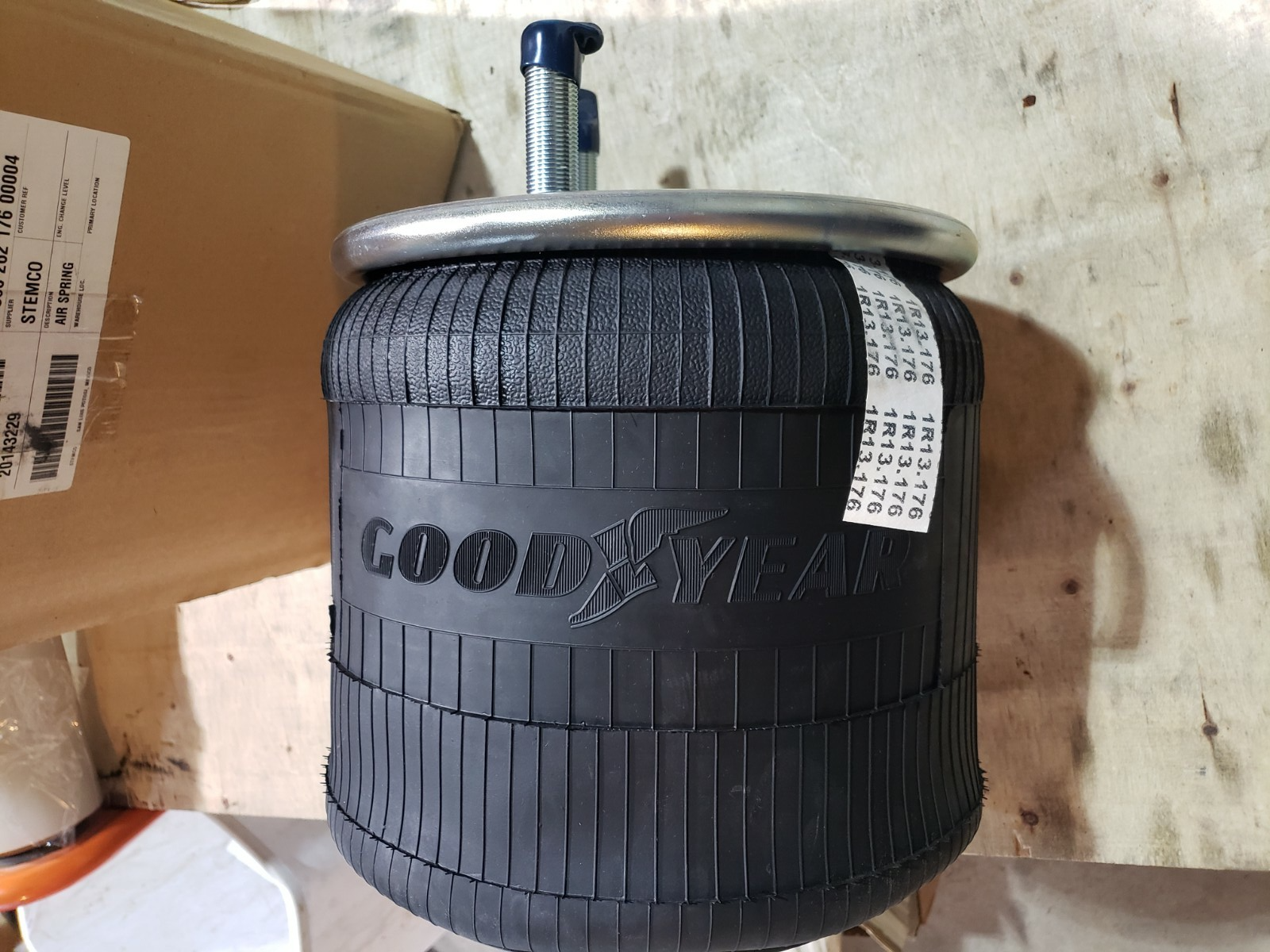 【Ken】BRIEFING C-3 LINER OEM Goodyear 1R13-176 Air Spring Rolling Lube Hendrickson