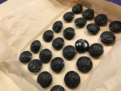 lot card of 24 Military Navy black buttons 5/8