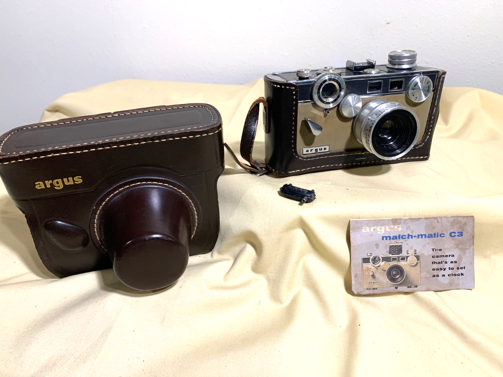 フィルムカメラ argus Matchmatic C3 f3.5 50mm US Argus Match-Matic C3: America's beloved awkward box
