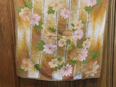 Raffaello ROMA Beige Pink Floral 33quot Scarf Metallic Raffaello ROMA Beige Pink Floral 33quot Scarf Metallic