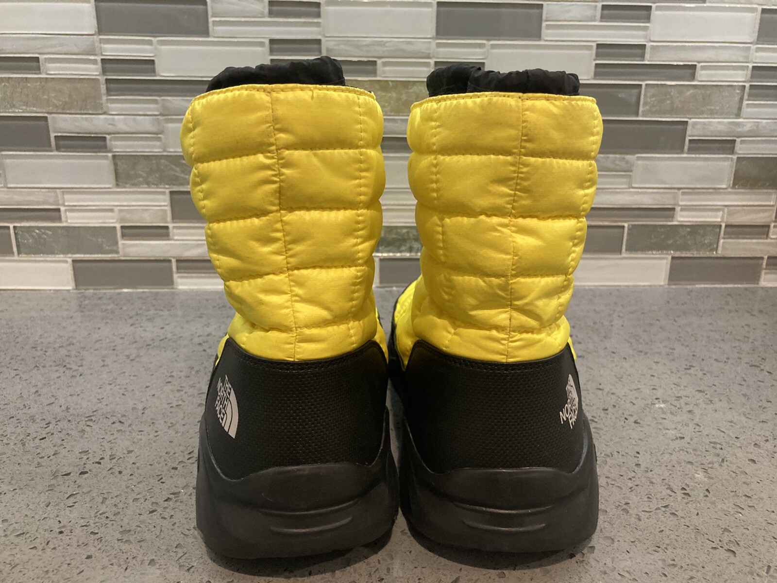 Ботинки North Face Size 9 Thermoball 