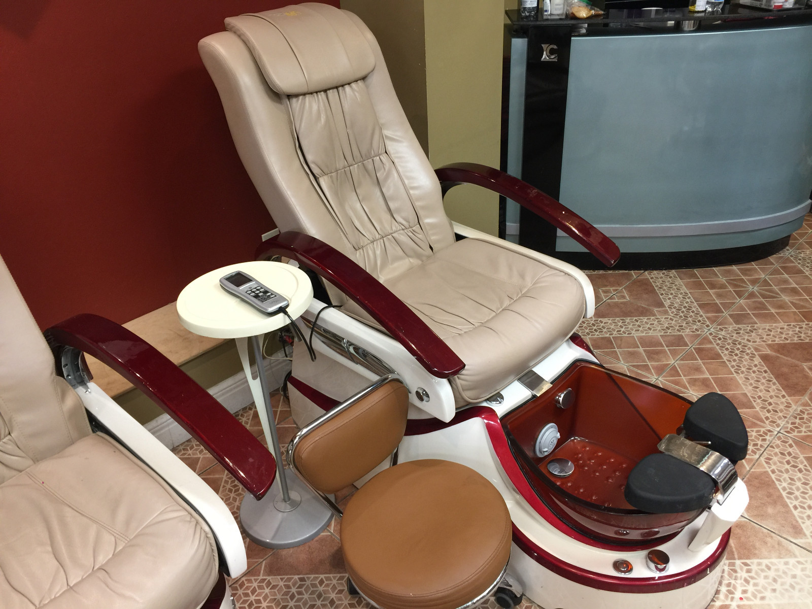 Used spa pedicure chairs - Nice condition - Cheap Price