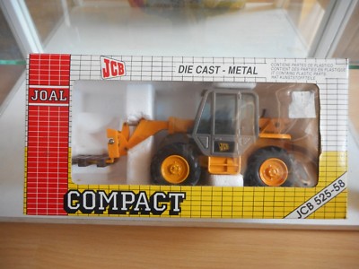 Joal JCB 525-58 Telescopic Crane in Yellow on 1:35 in Box Ref 166