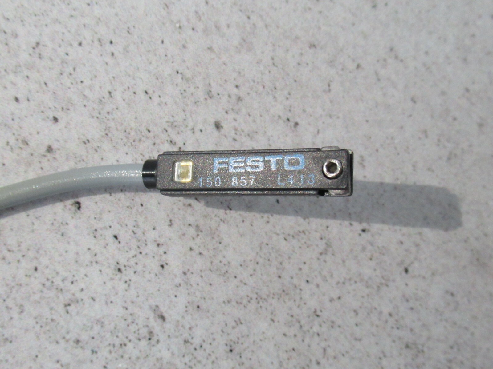Festo Proximity Initiator 151 857 SME-8-S-LED-24 for T-Slot