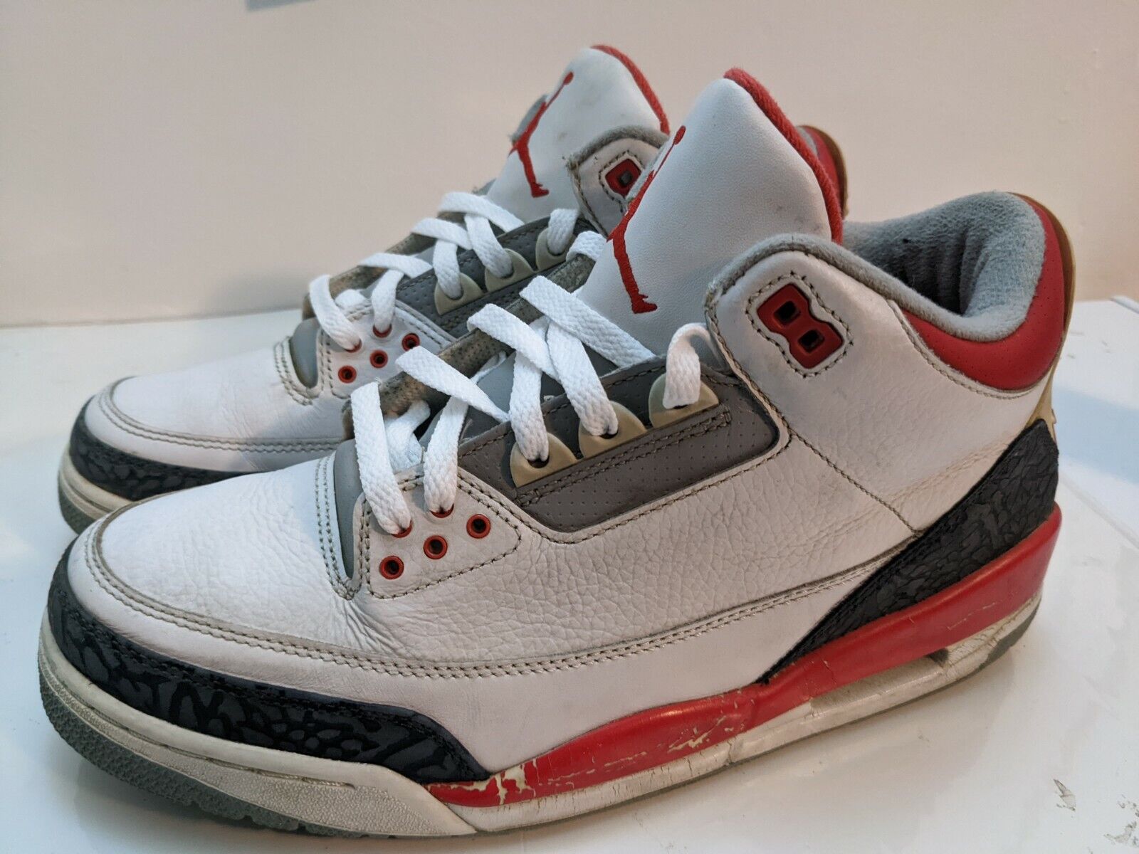 2007 Nike Air Jordan 3 (III) Retro Fire Red Size 10 136064 2007 Nike Air Jordan 3 (III) Retro Fire Red Size 10 136064
