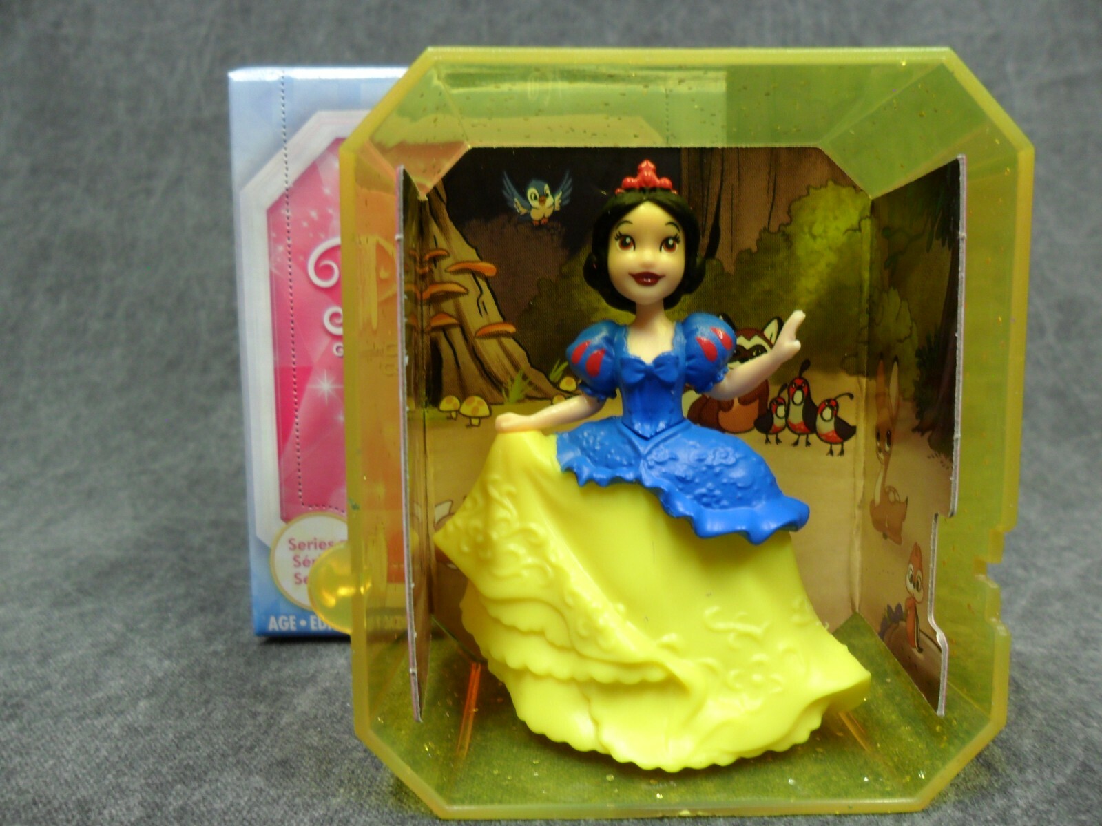 ディズニー セル画 限定品 SNOW WH ITE A NEW HOME ディズニースノーホワイト（白雪姫）セル画ポスター証明書付き