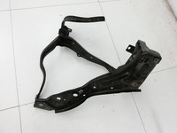 Mercedes E250 W212 13-16 Fronthalter Träger Verbinder Links Mercedes E250 W212 13-16 17.09.2013 gebraucht Vorschau 2