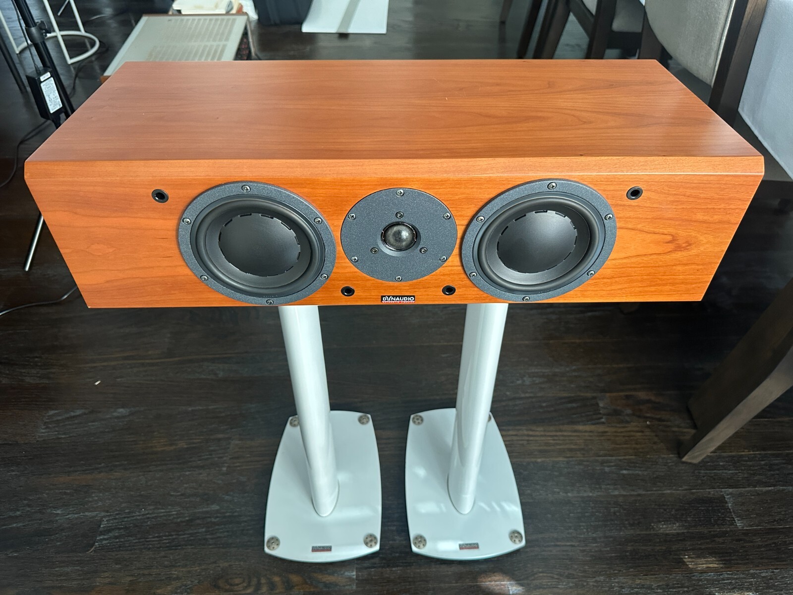 DYNAUDIO Focus スピーカー 200C 美品 DYNAUDIO Focus スピーカー 200C 美品