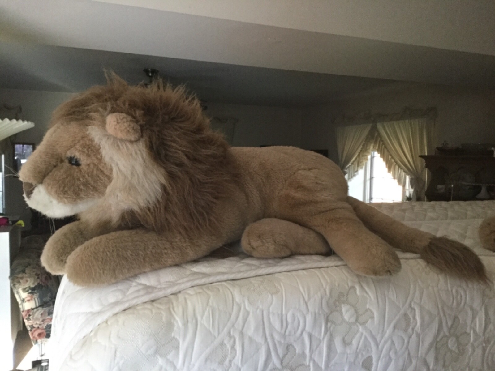 Vtg 2 Jumbo 33” Stuffed Lions Male & Female CHRISHA Playful Plush Large Toy