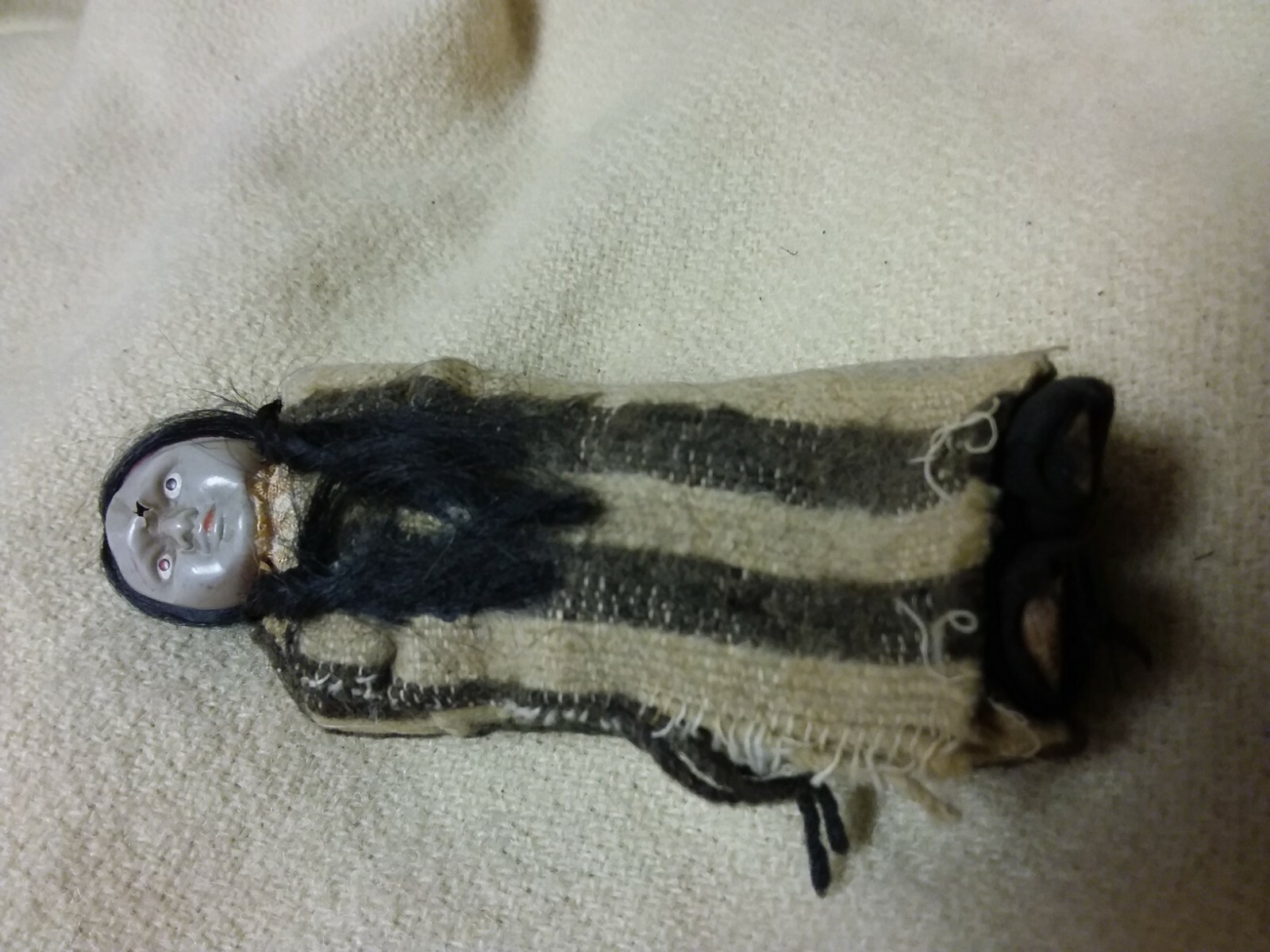 Vintage Indian doll w wool blanket