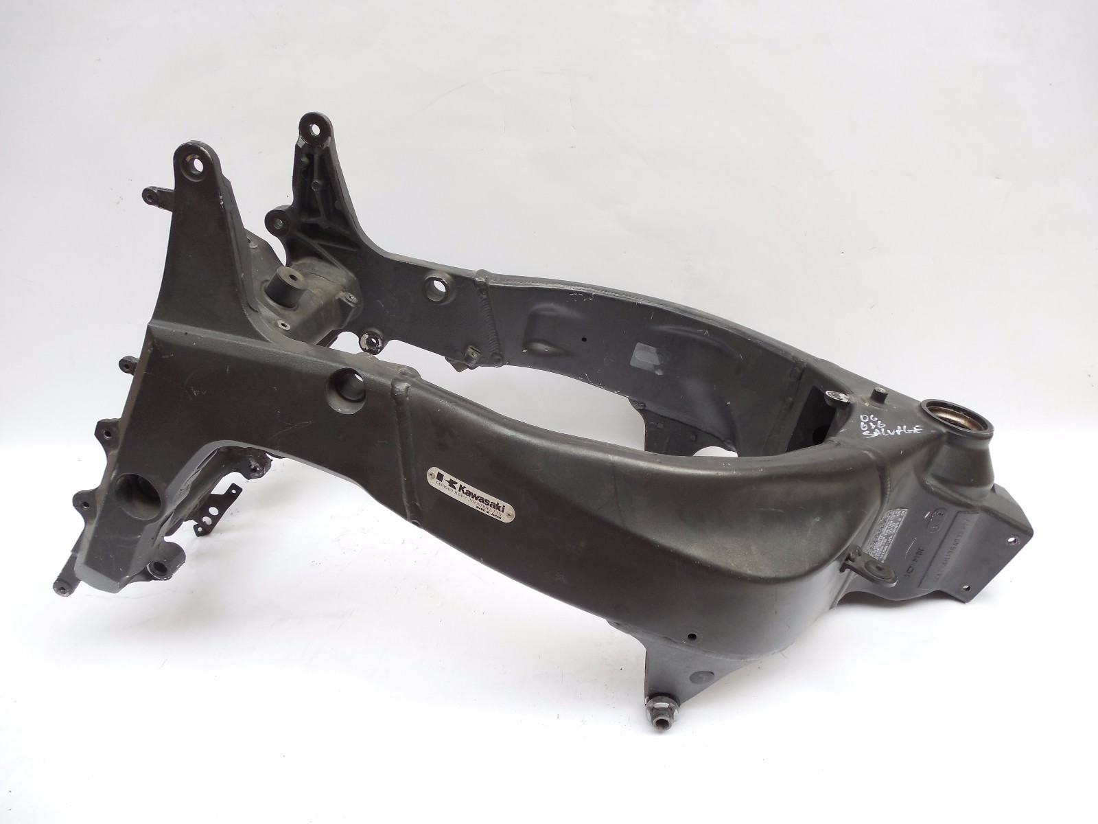 05-06 KAWASAKI NINJA ZX ZX6R ZX636 636 MAIN FRAME CHASSIS 05-06 KAWASAKI NINJA ZX ZX6R ZX636 636 MAIN FRAME CHASSIS