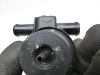 Audi Q5 8R 08-12 TFSI 2,0 155KW Wasserventil Ventil Heizung Audi Q5 8R 08-12 23.11.2009 1J0819809 gebraucht Vorschau 6
