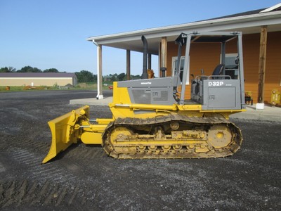 Komatsu D32P-1 Farm Tractor Dozer #5809