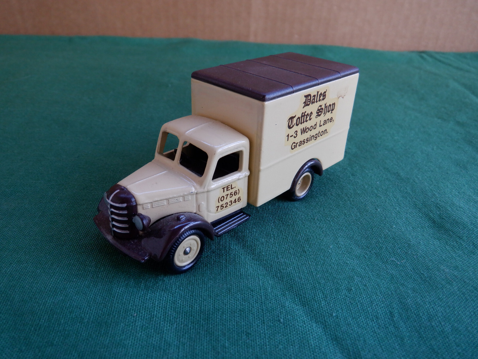 LLEDO社製　 ミニカー 4台セット s-l400.jpg