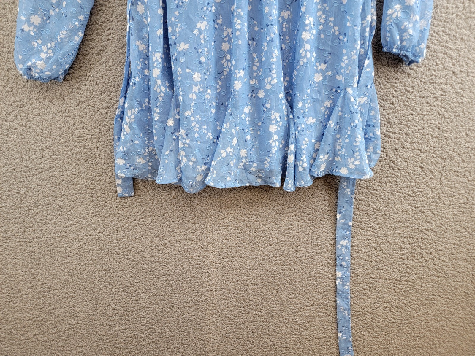 Trixxi Long-Sleeve Tied-Waist Dress Juniors' M Blue/Ivory Tie Waist Back Button - Picture 4 of 17