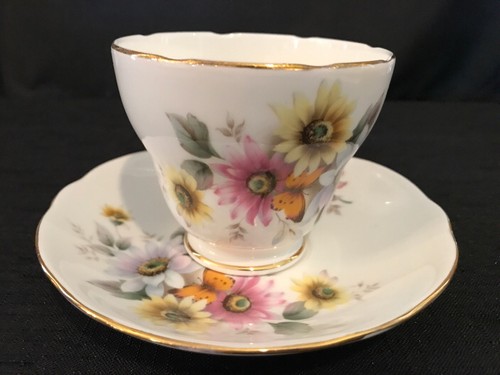 Duchess Bone China Teacup and Saucer, England, Butterfly and Daisies