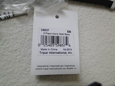 Tripar Augusta Horizontal Black Display Rack for Three 6.5" - 8 1/4" Plates 36"