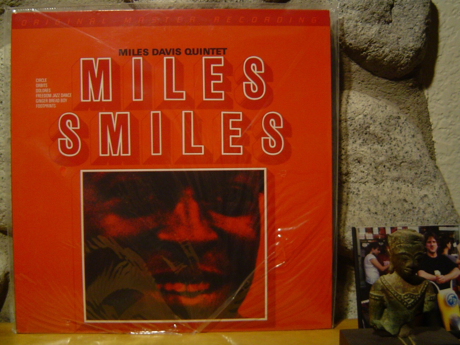 米CD Miles Davis Quintet Miles Smiles UDSACD2201 Mobile Fidelity Soun 紙ジャケ /00150 Miles smiles - Amazon.com Music