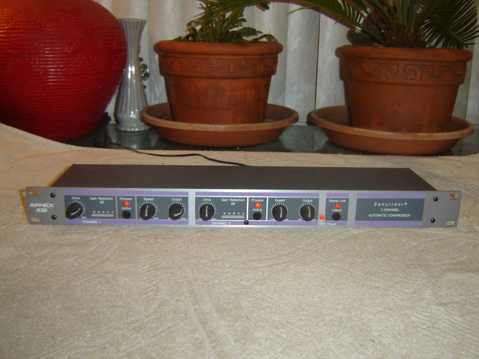 Aphex 108 Easyrider, 2 Channel Automatic Compressor, Vintage