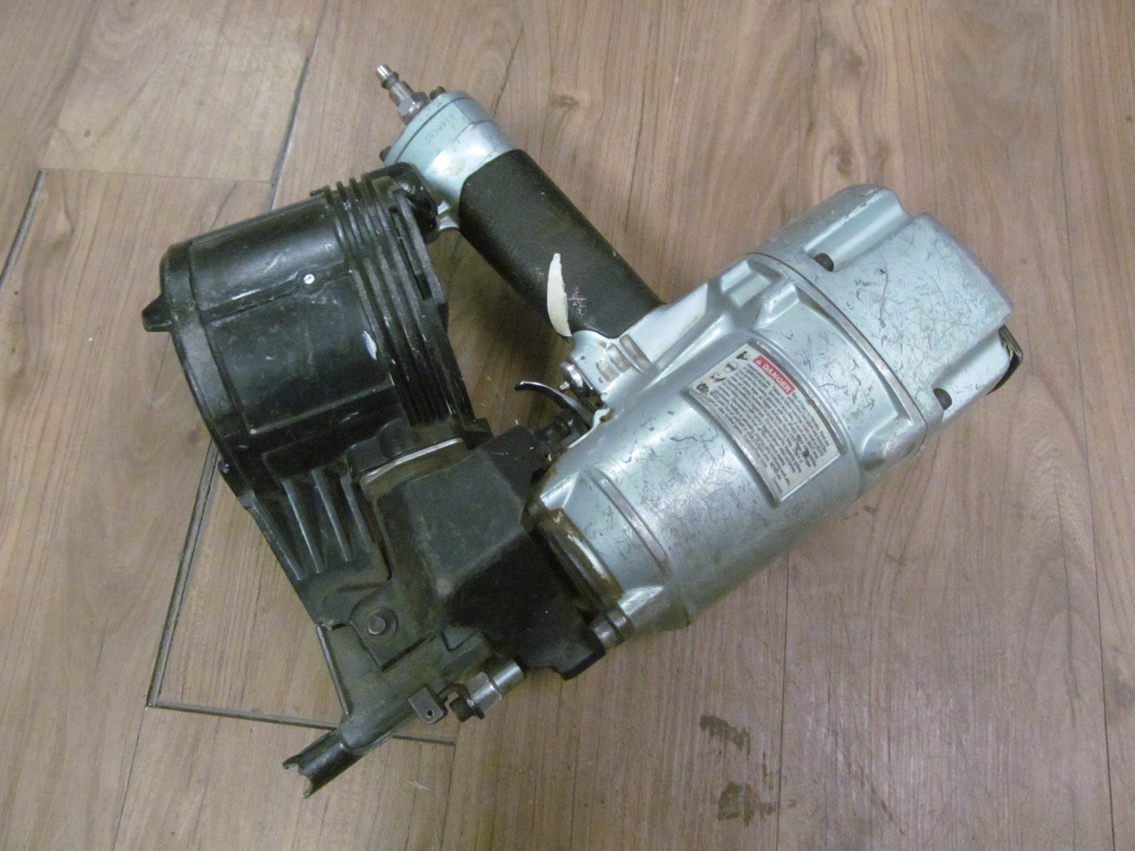 Hitachi NV83A4 3-1/4? Coil Framing Nailer