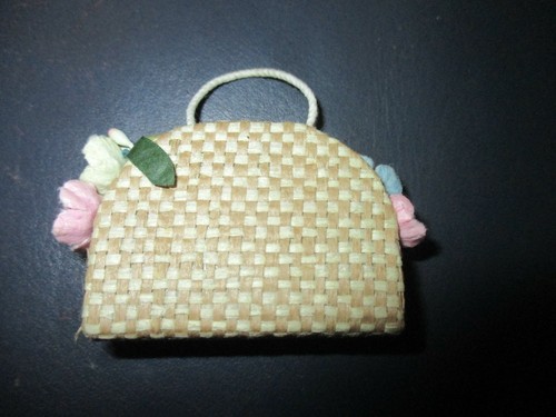 VINTAGE Barbie Straw Flower Filled Bag- Purse Accessories #923