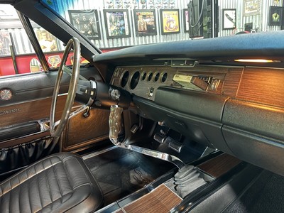 image 4 of interior