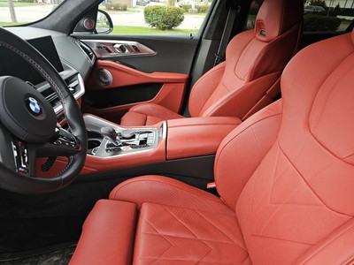 image 4 of interior