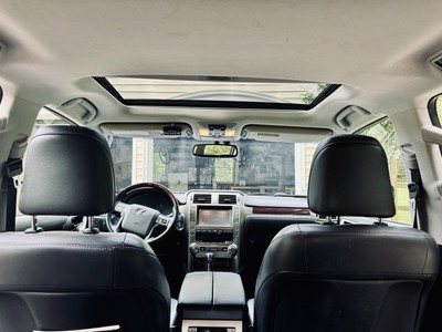 image 3 of interior