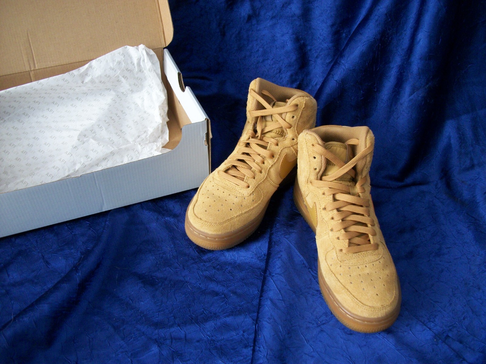 靴 NIKE air force 1 wheat Amazon.com | Nike Men's Gymnastics Shoes Sneaker, Flax Wheat