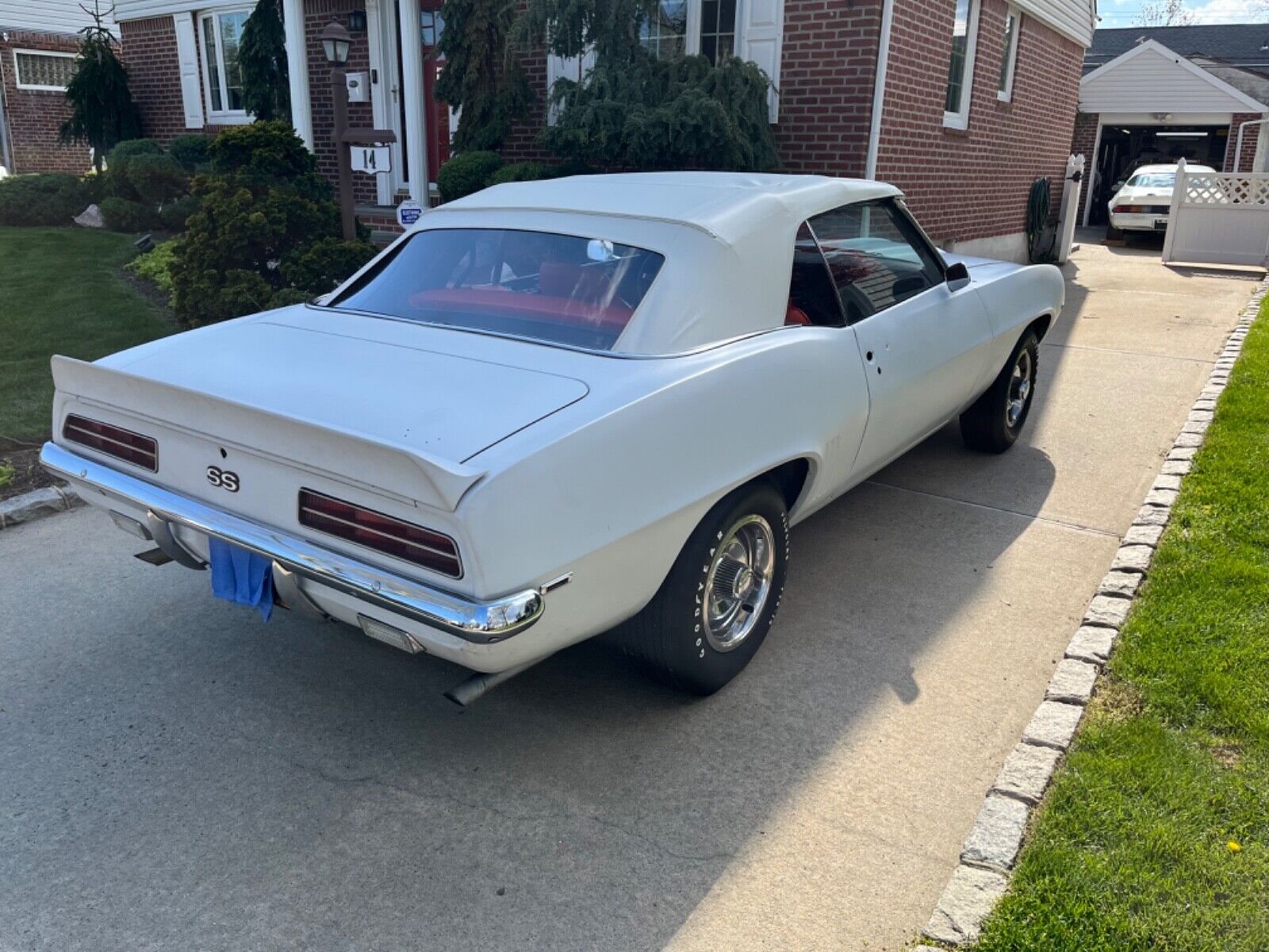 Owner 1969 Camaro Pace Car Z11 RS/SS, 350 engine, TH350 Automatic Transmission