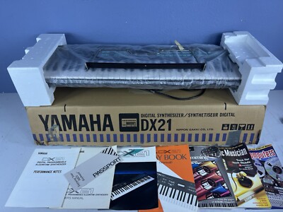 Yamaha DX-21 FM Digital Programmable Algorithm Synthesizer + box “near Mint”